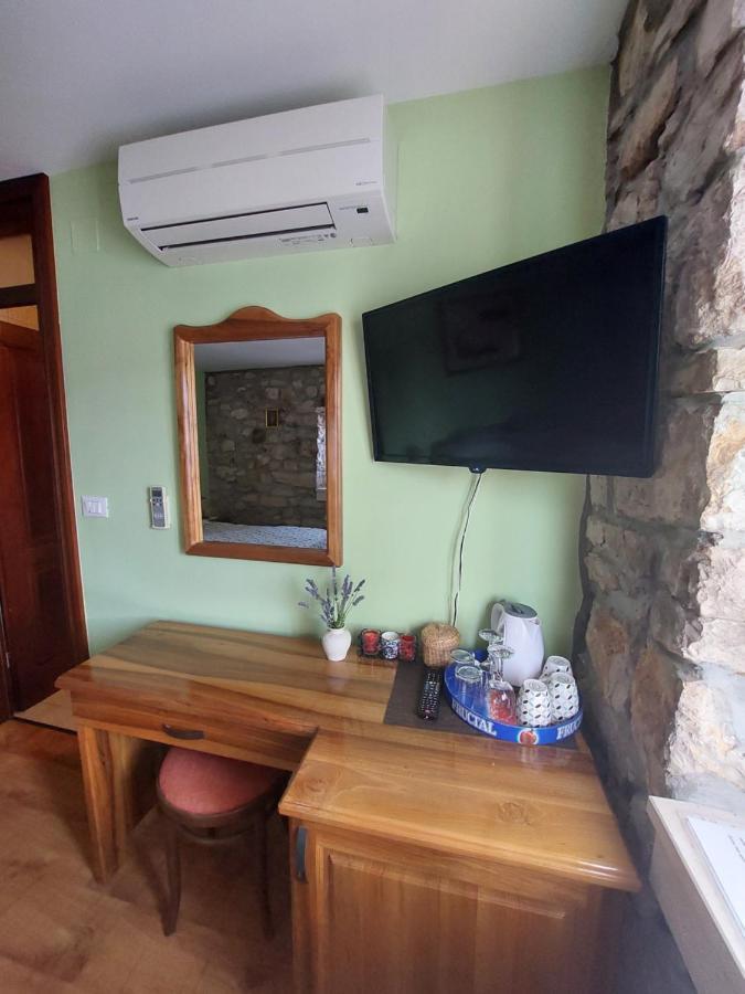Guest House Paola Primošten Esterno foto