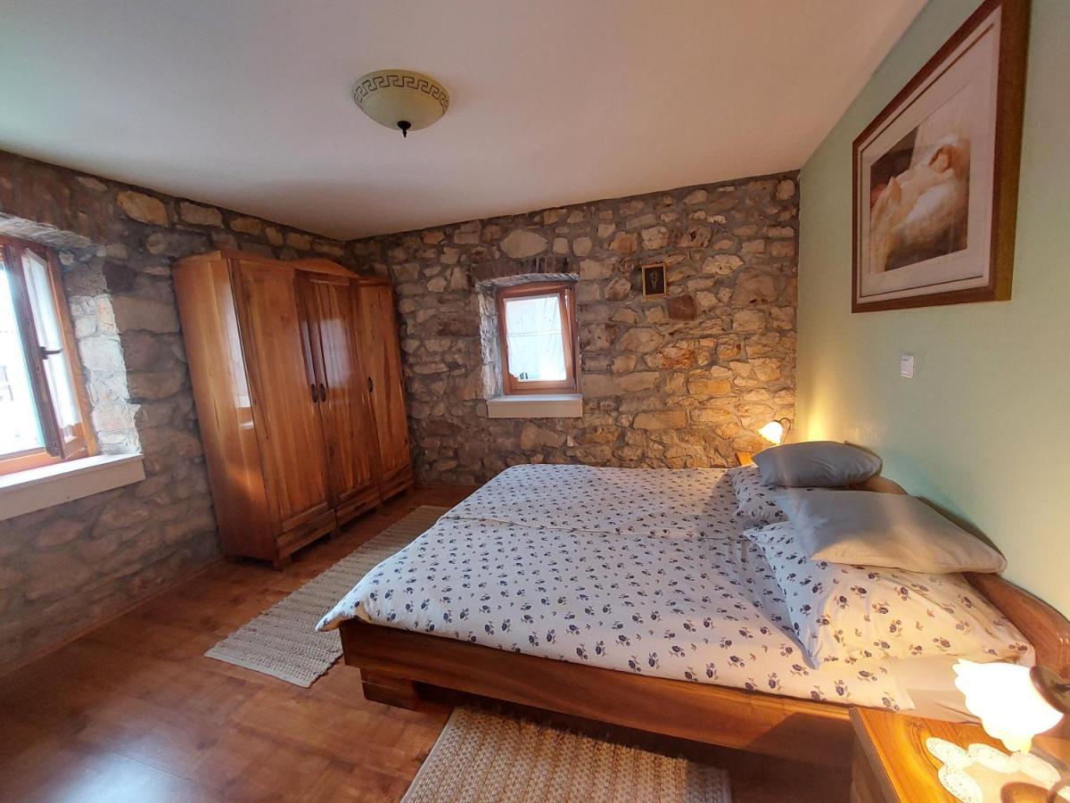Guest House Paola Primošten Esterno foto