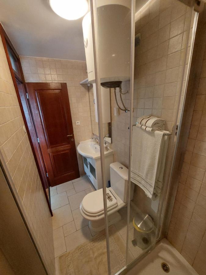 Guest House Paola Primošten Esterno foto