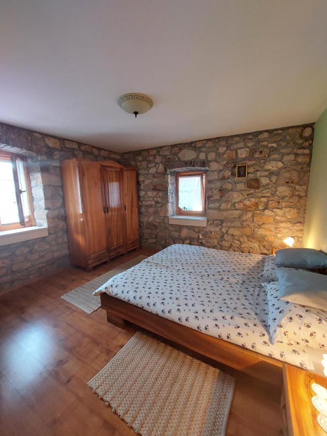 Guest House Paola Primošten Esterno foto